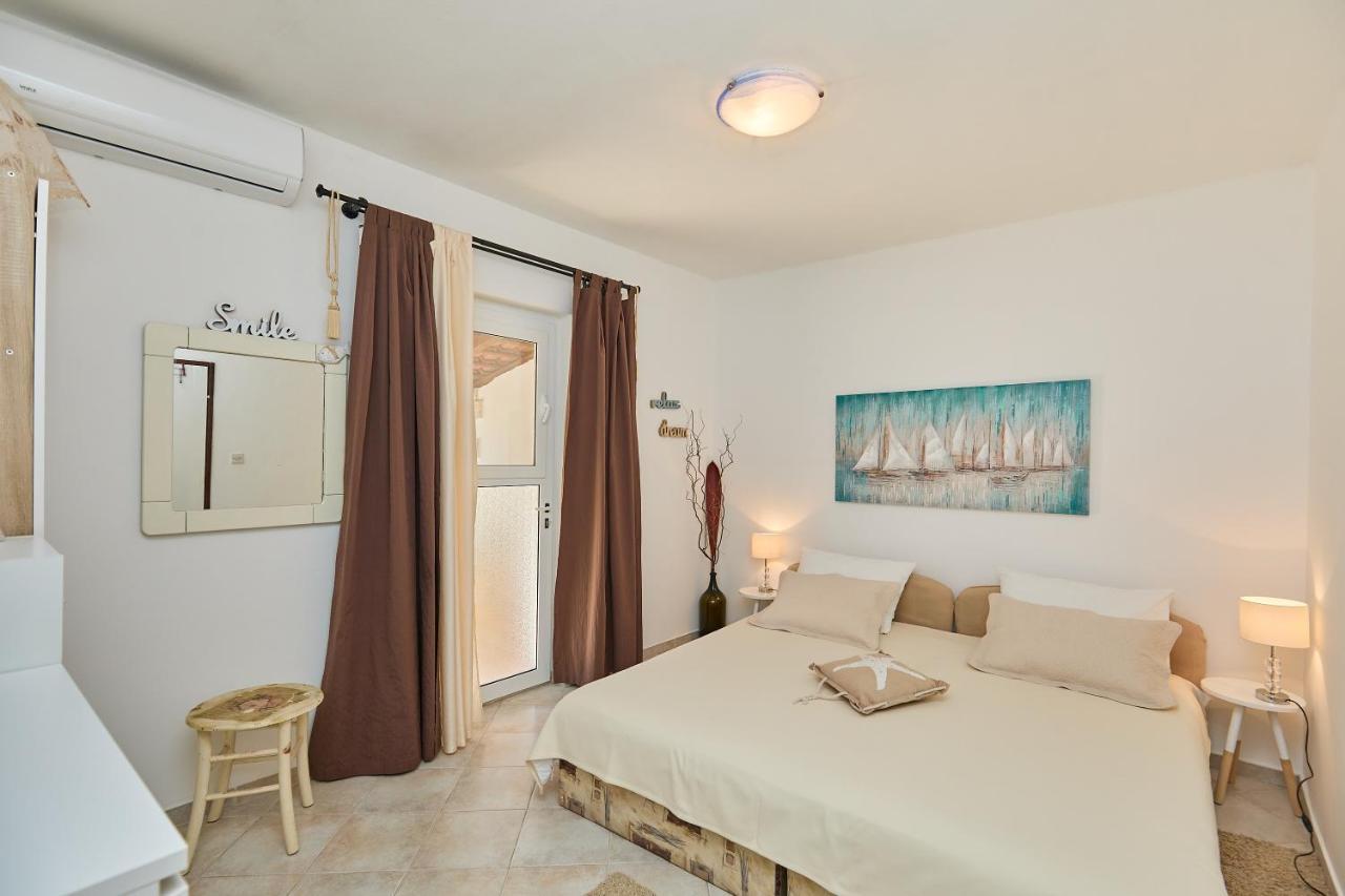 Studio Dolores-Apartment By The Sea Maranovići Exterior foto